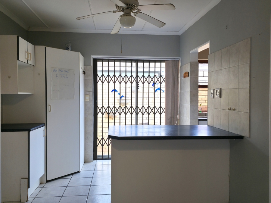 2 Bedroom Property for Sale in Jeffreys Bay Central Eastern Cape